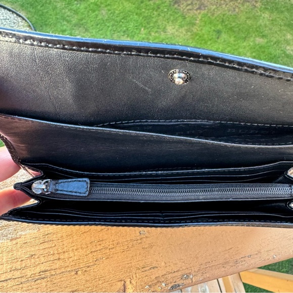 Burberry Black Novacheck Canvas and Patent Leather Penrose Continental Wallet - Picture 10 of 15